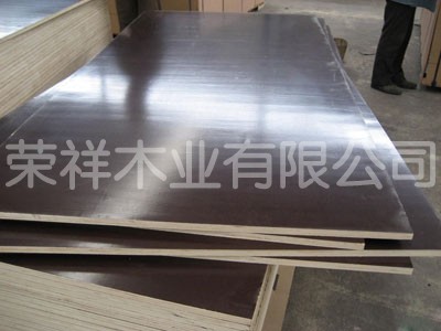 清水模板批发